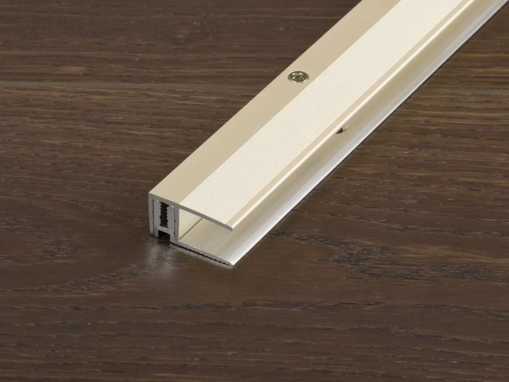 Proline Profilé De Finition PROVARIO Universal XL Aluminium Anodisé Champagne 3 Proline Profilé De Finition PROVARIO Universal XL Aluminium Anodisé Champagne