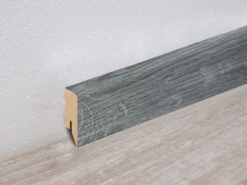 Plinthe Finesse Décor Chêne Gris AC1906
