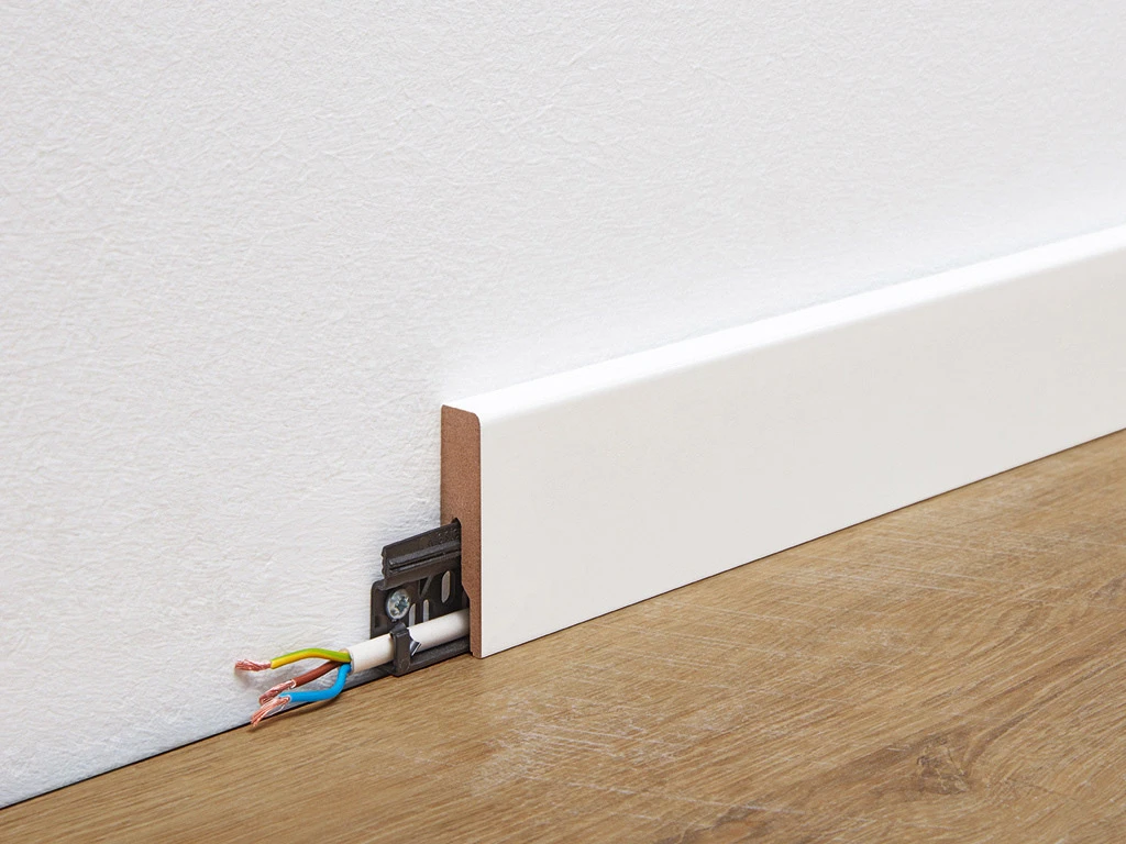 Meister Plinthe Uni Blanc Brillant 324 Décor Profilé 20 PK 3 Meister Plinthe Uni Blanc Brillant 324 Décor Profilé 20 PK