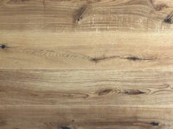 Parquet Chêne Earthquake Au Format De Lames Larges à L'ancienne Brossé